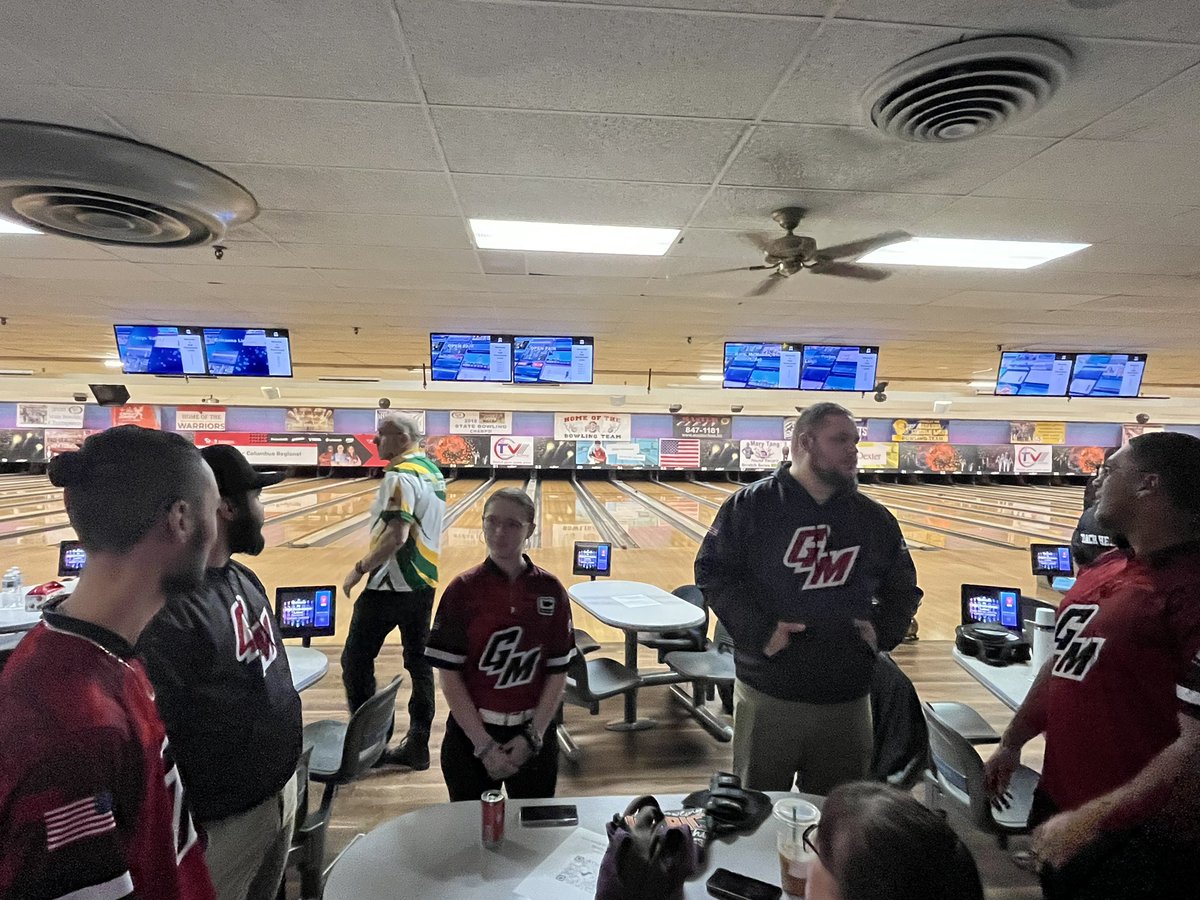 Our bowling team is getting ready for Districts. Good luck Cruises!!