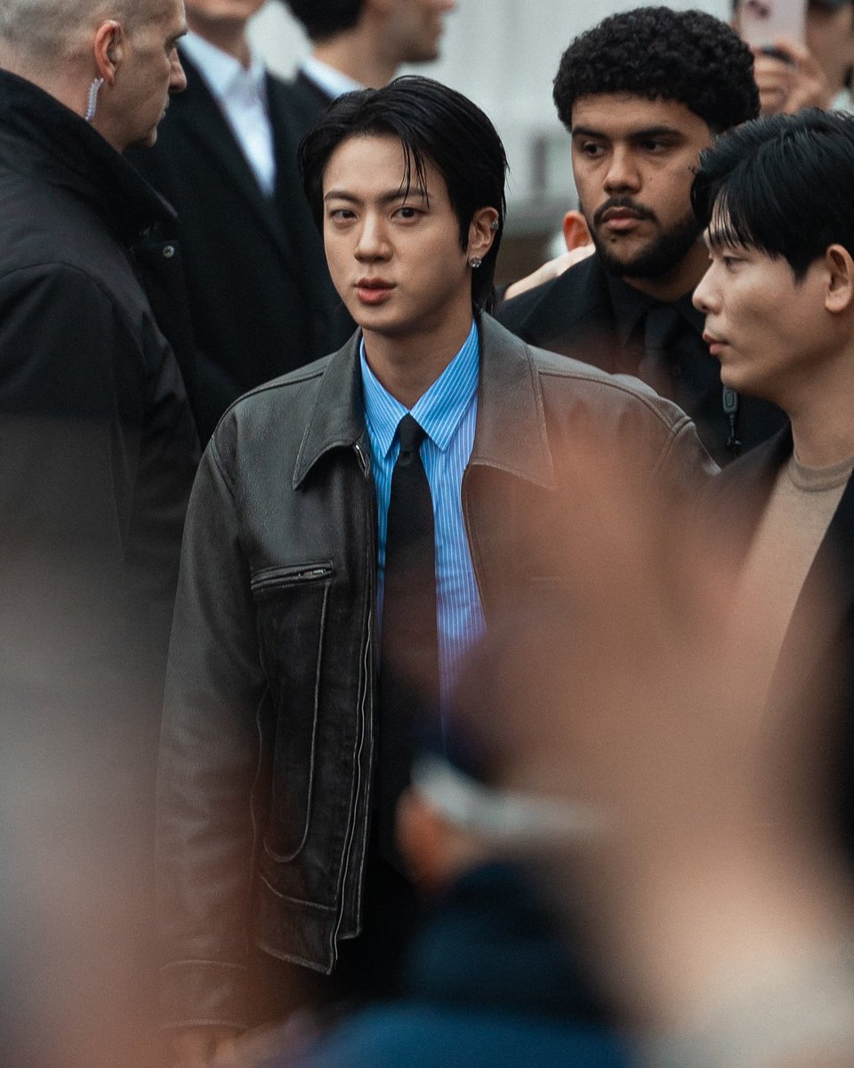 All for Jin tweet media