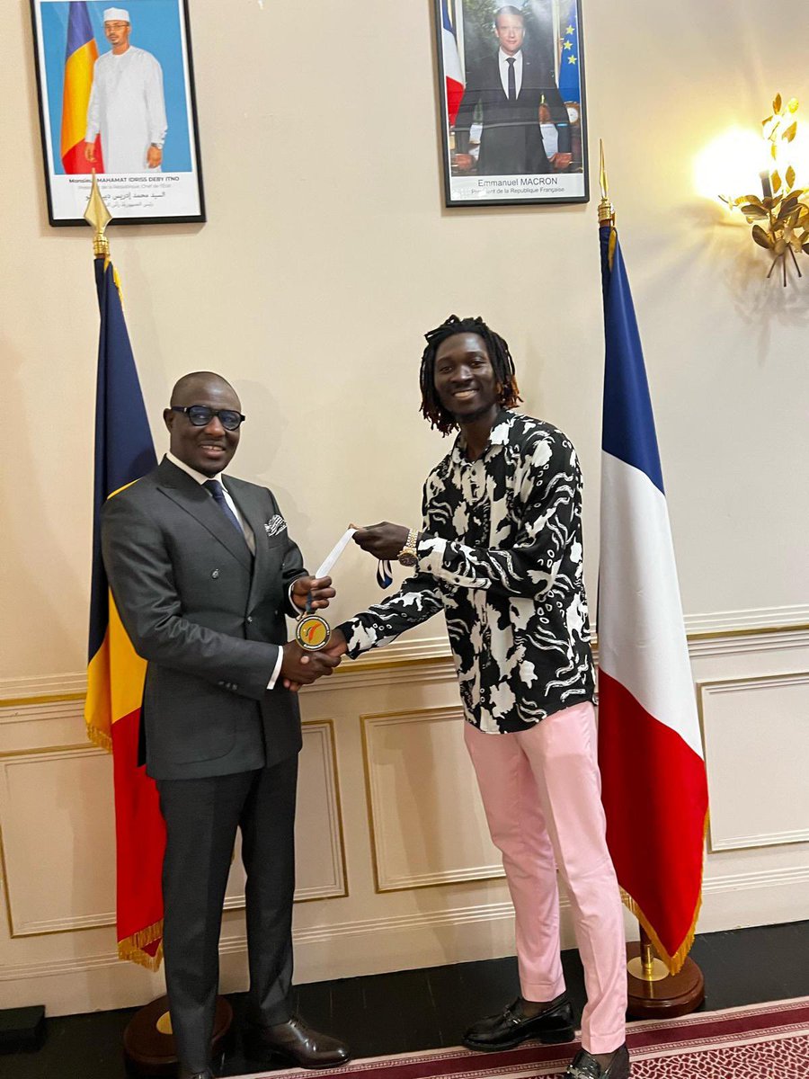Ambassade du Tchad en France (@ambatchadparis) on Twitter photo ๐a๐ซi๐ฌ, l๐ ๐5.0๐.๐0๐5: ๐ณ๐ ๐๐๐๐๐๐๐๐
๐๐ฬ๐๐๐ ๐๐๐๐๐
๐๐๐, ๐ฉ๐๐๐๐ ๐ช๐๐๐๐๐๐ ๐๐๐ฬ๐๐๐๐๐ ๐๐ ๐๐ฬ๐
๐๐๐๐๐ ๐ฬ ๐โ๐จ๐๐๐๐๐๐๐
๐๐๐ ๐จ๐๐๐๐
๐ด๐๐๐๐๐๐.
Vainqueur de la ๐ฆ๐ฬ๐๐๐ข๐ฅ๐ฅ๐ ๐'๐จ๐ซ lors de la 16e รฉdition de ๐a๐ซi๐ฌ, l๐ ๐5.0๐.๐0๐5: ๐ณ๐ ๐๐๐๐๐๐๐๐
๐๐ฬ๐๐๐ ๐๐๐๐๐
๐๐๐, ๐ฉ๐๐๐๐ ๐ช๐๐๐๐๐๐ ๐๐๐ฬ๐๐๐๐๐ ๐๐ ๐๐ฬ๐
๐๐๐๐๐ ๐ฬ ๐โ๐จ๐๐๐๐๐๐๐
๐๐๐ ๐จ๐๐๐๐
๐ด๐๐๐๐๐๐.
Vainqueur de la ๐ฆ๐ฬ๐๐๐ข๐ฅ๐ฅ๐ ๐'๐จ๐ซ lors de la 16e รฉdition de