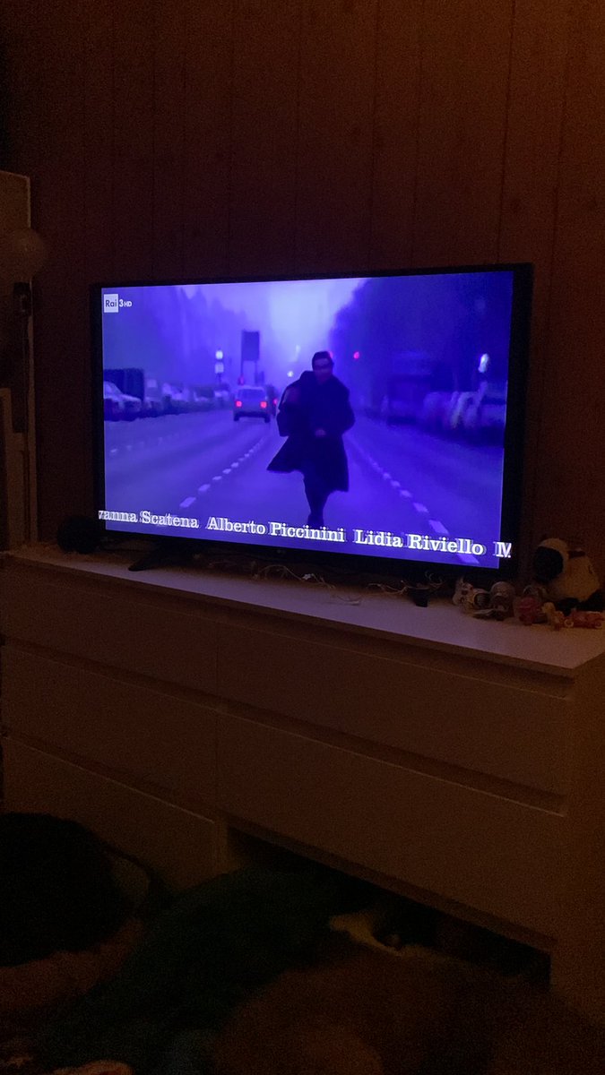 safattori's tweet image. #blobrai3 sempre sul pezzo 💕 #u2 #ilcielosopraberlino