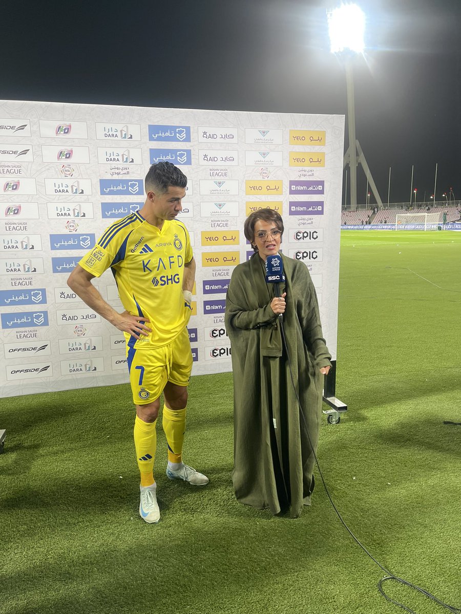 منال سامر tweet media