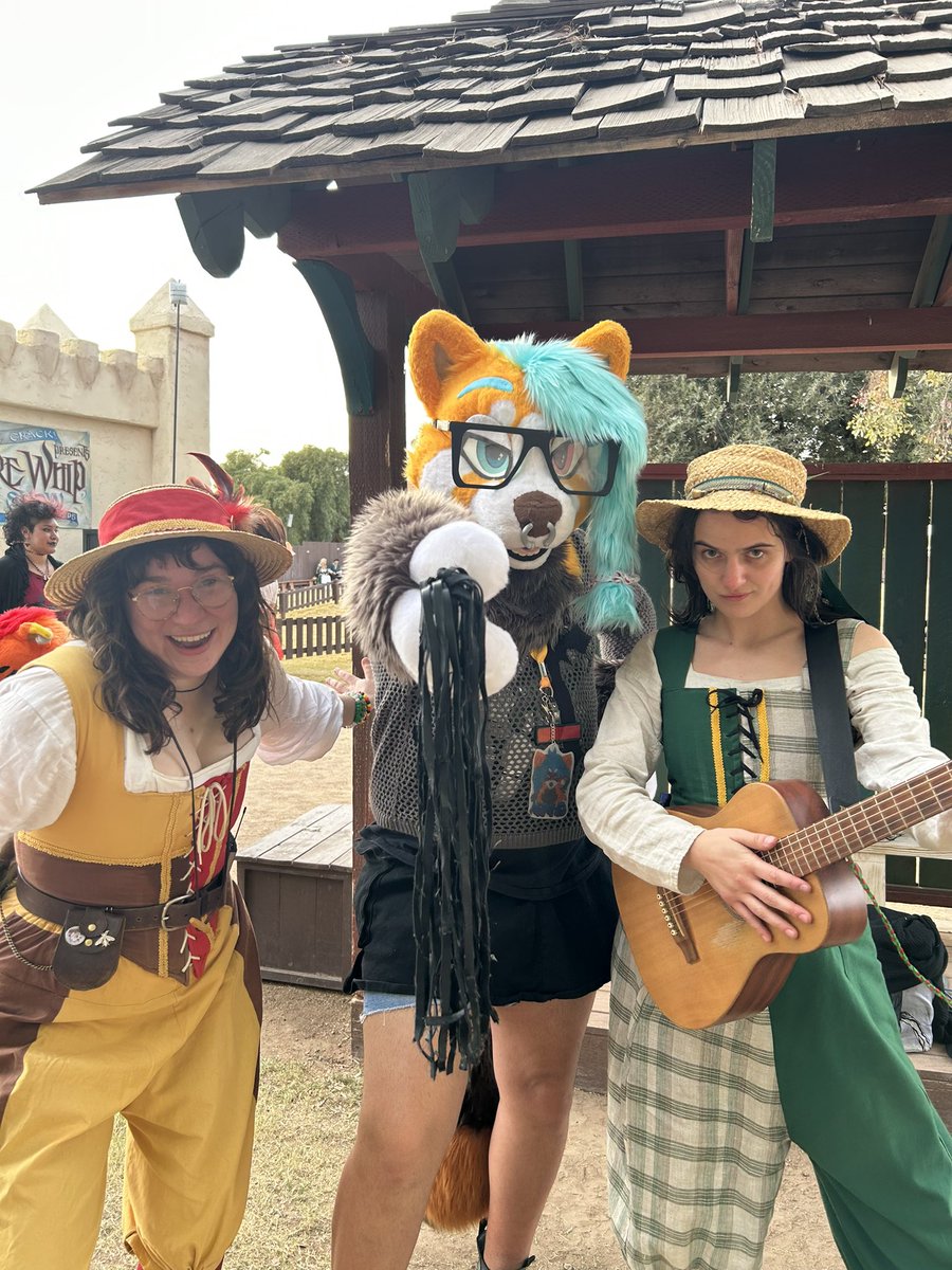 RedPandis's tweet image. Bard Gang
