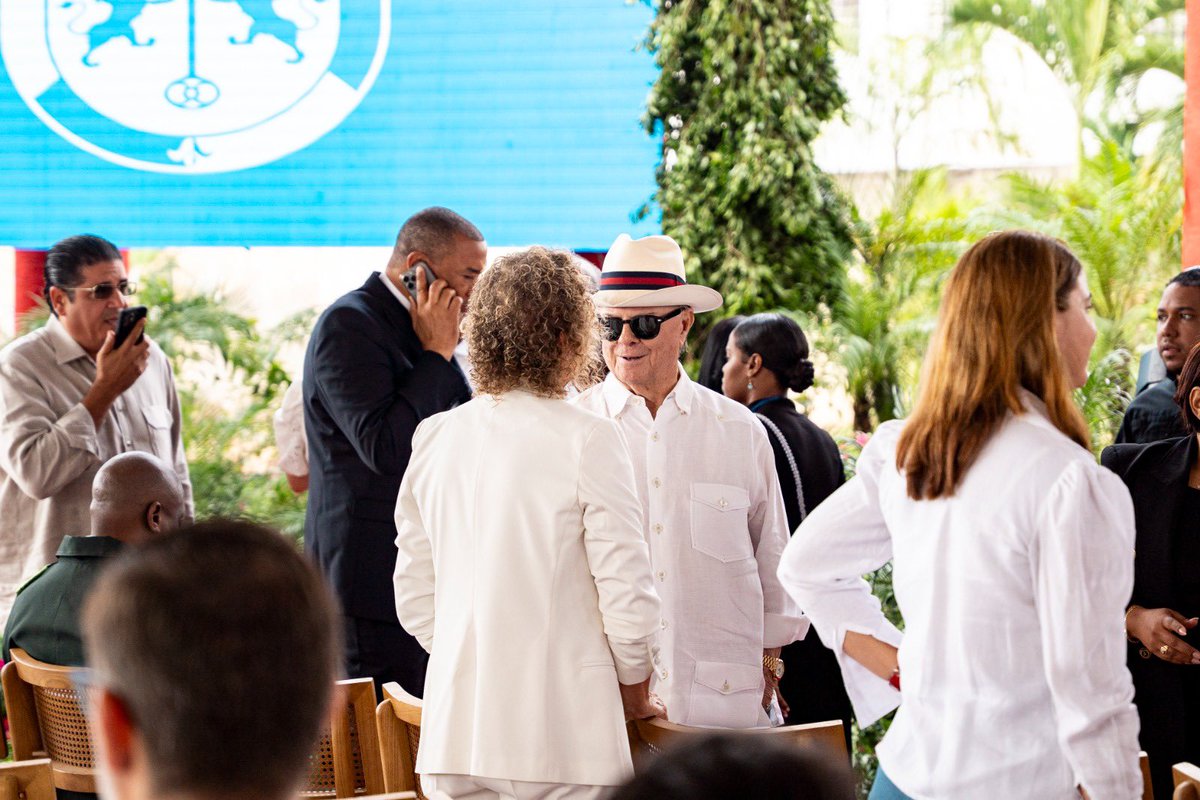 CarolinitaBueno's tweet image. El Malecon Deportivo, otro de los ejes clave, contará con más de 50,000 m2 de áreas verdes, espacios recreativos y de encuentro, circuitos para caminantes y ciclistas #PIDS