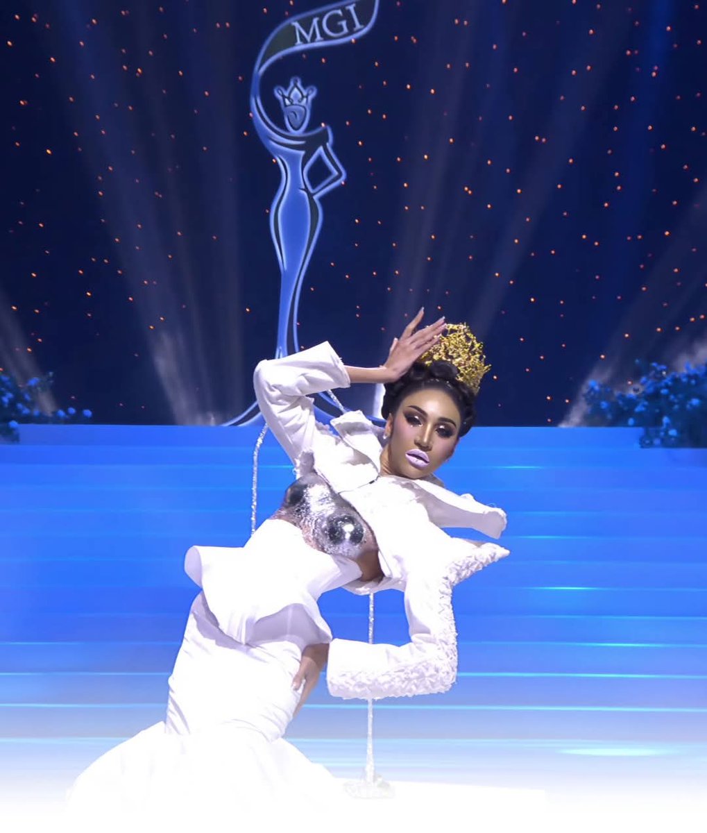 พี่ฟ้าขอหวานๆ หวานพอไหมคะพี่ฟ้า พี่ฟ้าต้องภูมิใจในตัวแป้งวิ🤍📌👑                                                         #มิสแกรนด์ราชบุรี #แป้งหอมวิกานดา #engfa #Engfawaraha #อิงฟ้าวราหะ #อิงฟ้ามหาชน #ยาดมหนุมาน