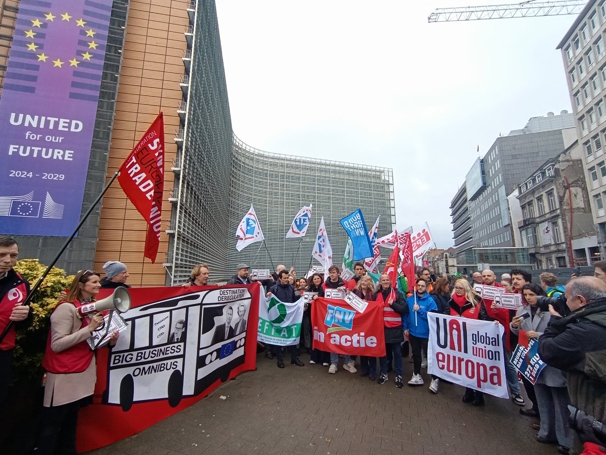 We joined trade unions, environmental organisations and social movements to demand the <a href="/EU_Commission/">European Commission</a>  slam the brakes on its Omnibus package which is driving Europe towards deregulation that will weaken workers’ rights and environmental protections.