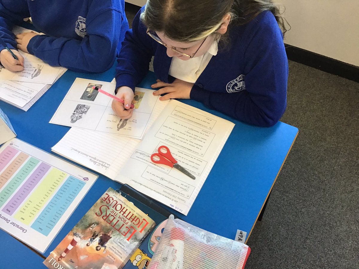 HilderthorpeSch's tweet photo. 6AHR did a great job today finding adjectives and verbs to effectively describe a character and create an atmosphere. #HildEng https://t.co/AYgO05Yx8v
