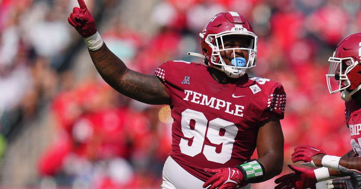 Michael Holcomb Jr (@mike_holcomb1) on Twitter photo Blessed to Receive an Offer From Temple University #GoOwls🦉<a href="/_CoachBaker2/">Henry Baker</a> <a href="/Temple_FB/">Temple Football</a> <a href="/BrianDohn247/">BrianDohn247</a> <a href="/MohrRecruiting/">Brian Mohr</a> <a href="/FTRreport/">Fast Track Recruits</a> #FTR Blessed to Receive an Offer From Temple University #GoOwls🦉<a href="/_CoachBaker2/">Henry Baker</a> <a href="/Temple_FB/">Temple Football</a> <a href="/BrianDohn247/">BrianDohn247</a> <a href="/MohrRecruiting/">Brian Mohr</a> <a href="/FTRreport/">Fast Track Recruits</a> #FTR