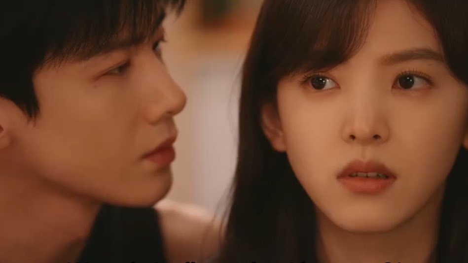 normalise being single untill you find someone who looks at you the way sang yan looks at yifan

#thefirstfrost