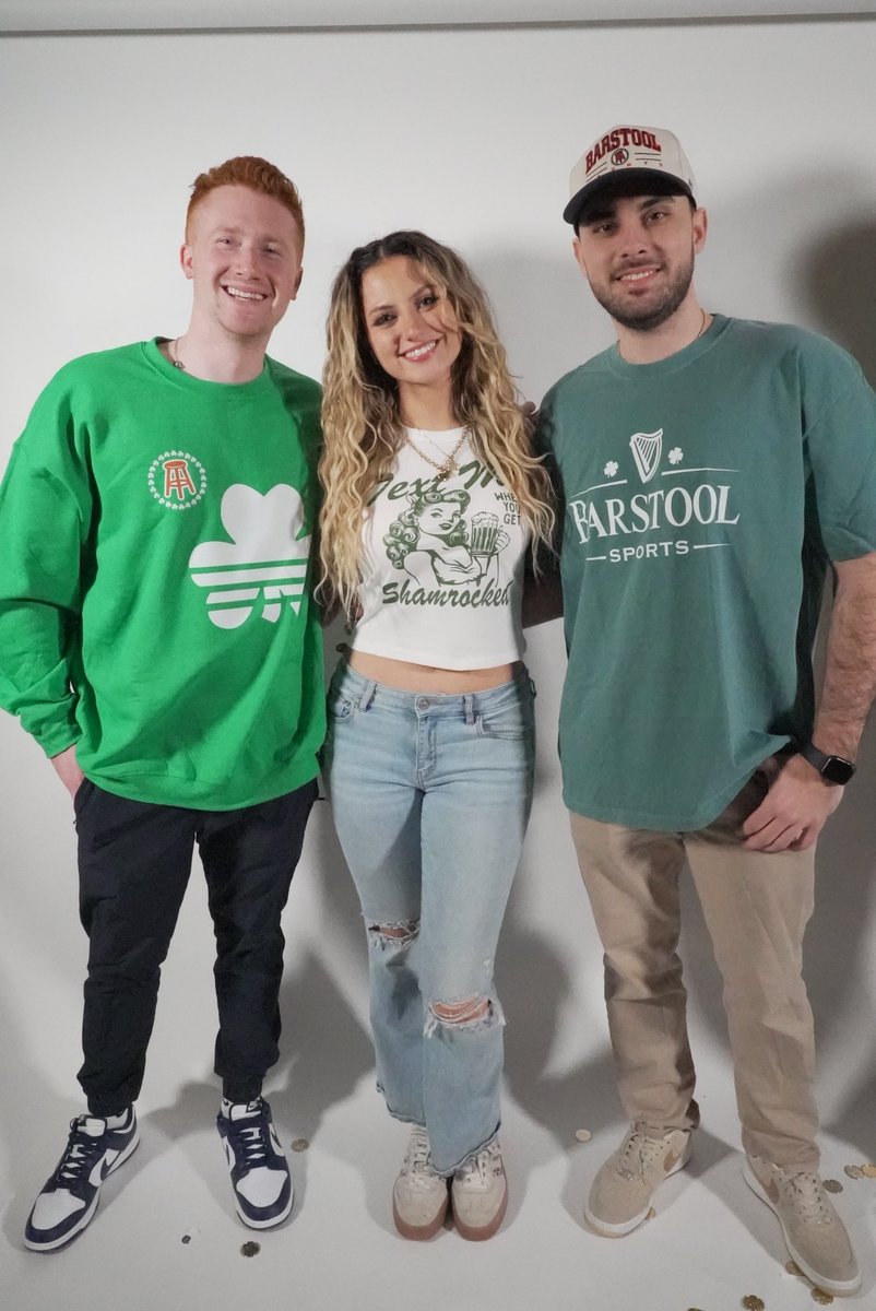 Get your St Paddy’s day merch today ‼️‼️

store.barstoolsports.com/collections/st…