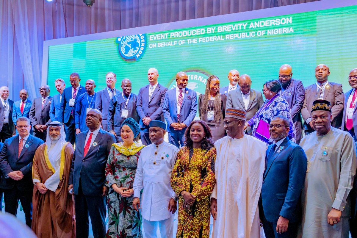 PRESS RELEASE

NIES 2025: NNPC Ltd Leading the Charge Towards Africa’s Gas Infrastructure Expansion---Kyari
...Lauds Tinubu’s Reforms for Providing Fiscal Incentives to Investors

The Group Chief Executive Officer of NNPC Ltd, Mele Kyari has said that the world recognizes Africa