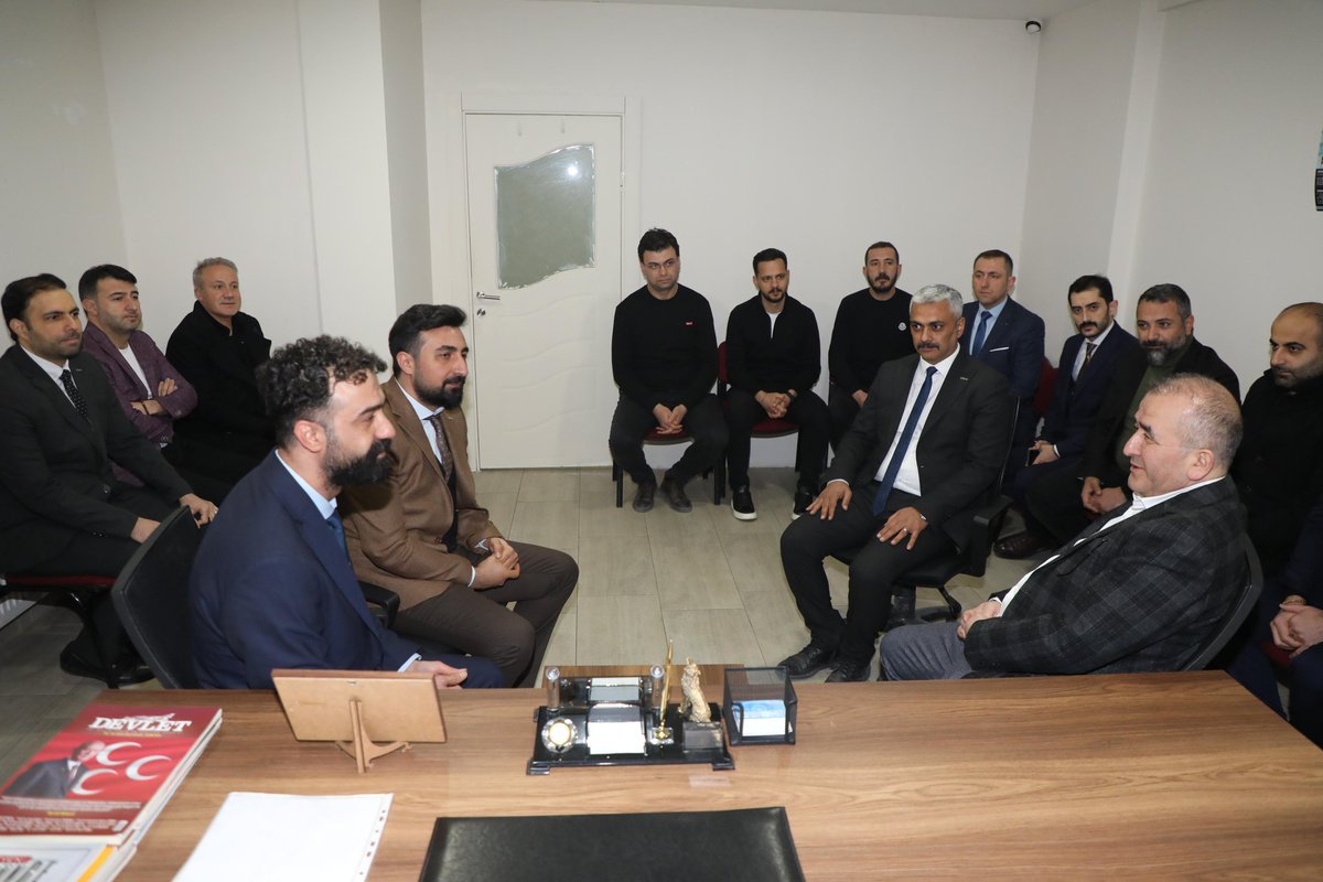 turkavelazig's tweet photo. Her Salı düzenlenen “Devlet Sohbetleri’nin” bu haftaki konuğu Örnek Devlet Adamlığı ile hemşehrilerimizin gönlünde yer edinen Sayın Valimiz Numan Hatipoğlu oldu. Kendilerini vakfımızda ağırlamaktan onur duyduk. https://t.co/cJXKSH7LFD