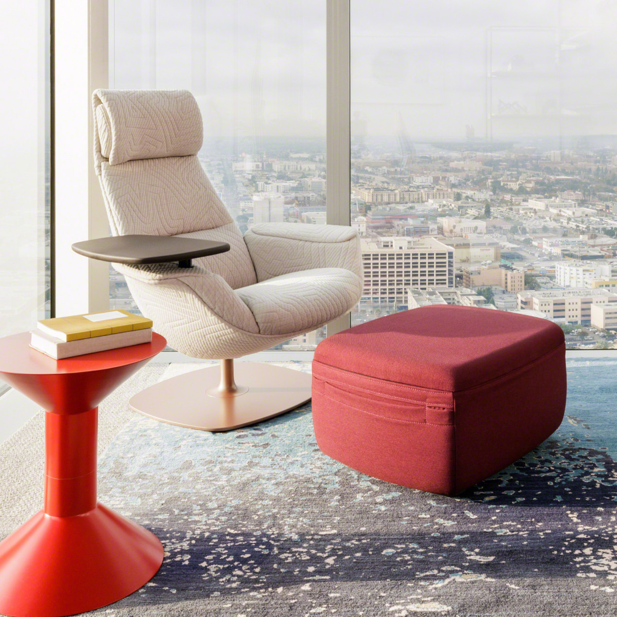 WPS_design's tweet photo. First-class comfort for your workspace. ✈️✨ The Massaud Lounge by @coalesse blends luxury, function, and flexibility—perfect for work or relaxation. https://t.co/WaxJHAcfoL 

#Coalesse #MassaudLounge #WorkplaceLuxury https://t.co/SV5cUTZO6w