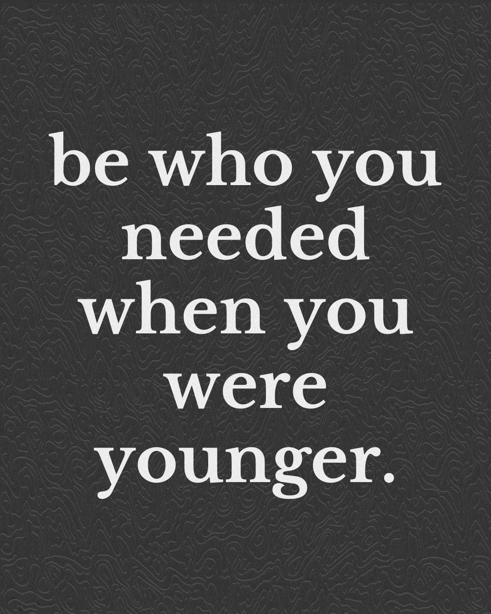 atticuspoetry's tweet photo. A little light to carry with you this week—

✨ Talk to yourself like someone you love.
✨ Be who you needed when you were younger. 
✨ Stay close to people who feel like sunshine.
✨ Comparison is the thief of joy.

Save these for the days you need reminding. 🖤 https://t.co/Ppl35zyjmW