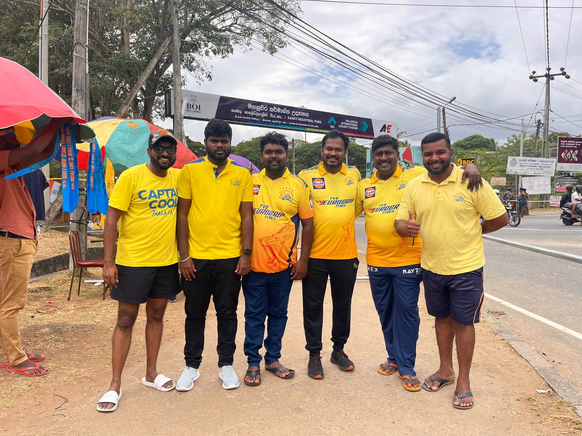 akeep22's tweet photo. SUPERFANS**  in Sri Lanka 🥳💛
Yellow forever @Cricprabhu
@CricSuperFan @ChennaiIPL
@msdhoni #WhistlePodu #SuperMemeSquad https://t.co/Ts1vs3bI6H