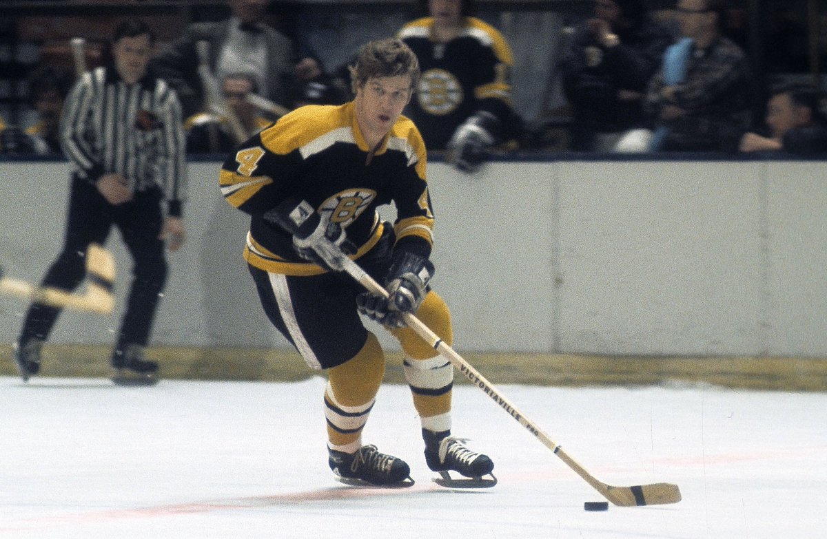 What's the first words you think of when you hear the name Bobby Orr ?