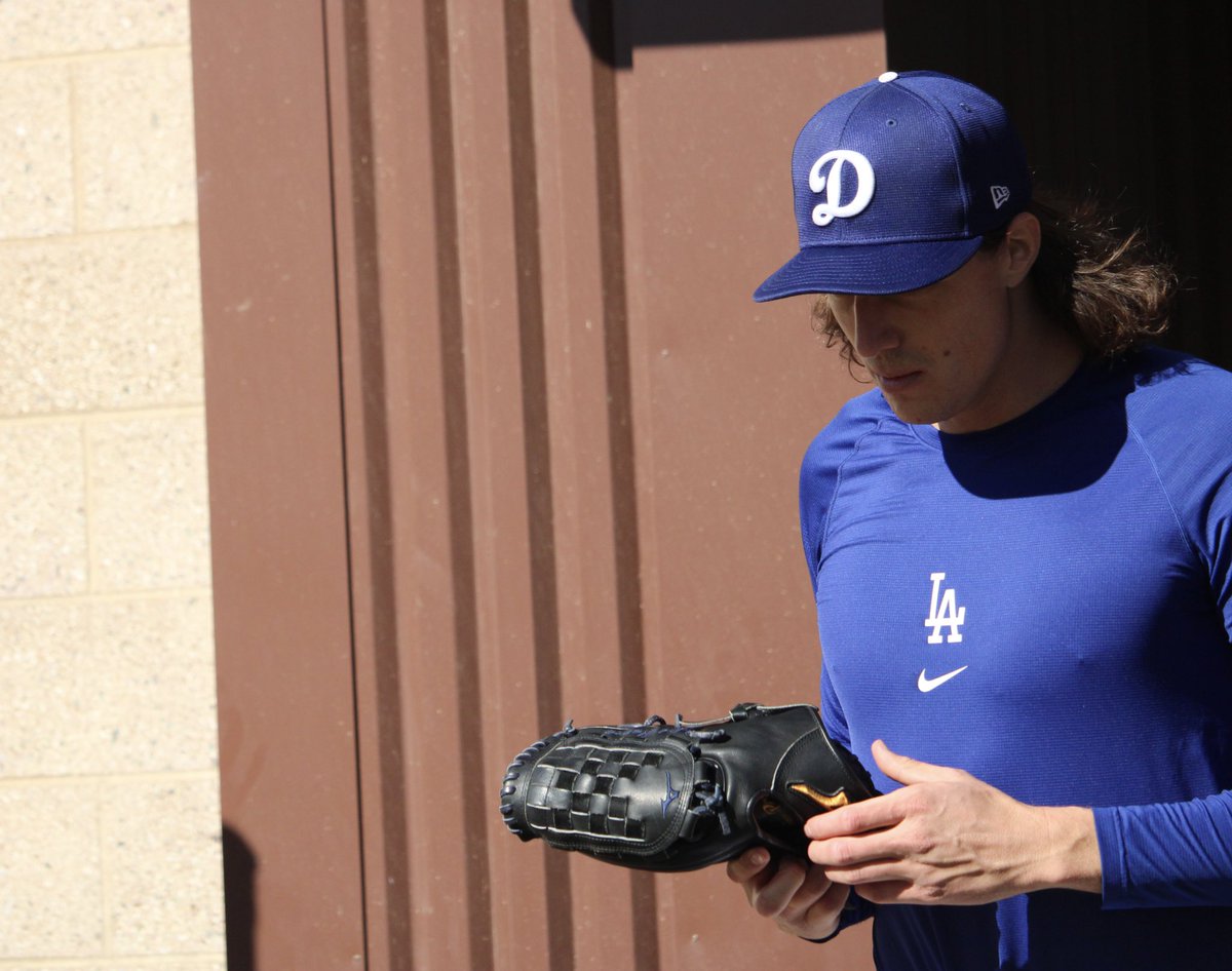 roblespan's tweet image. #DodgersST #CamelBackRanch #SpringTrainging #WSChamps #TylerGlasnow