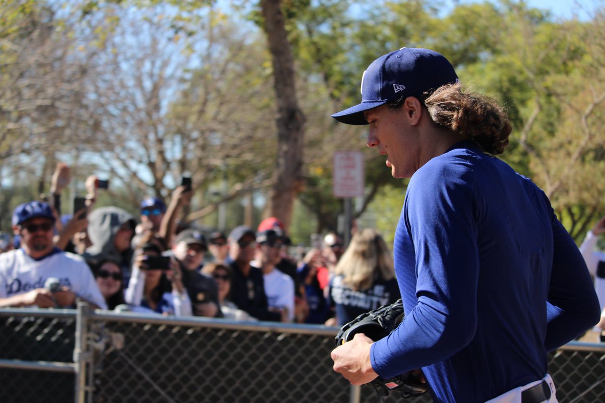 roblespan's tweet image. #DodgersST #CamelBackRanch #SpringTrainging #WSChamps #TylerGlasnow