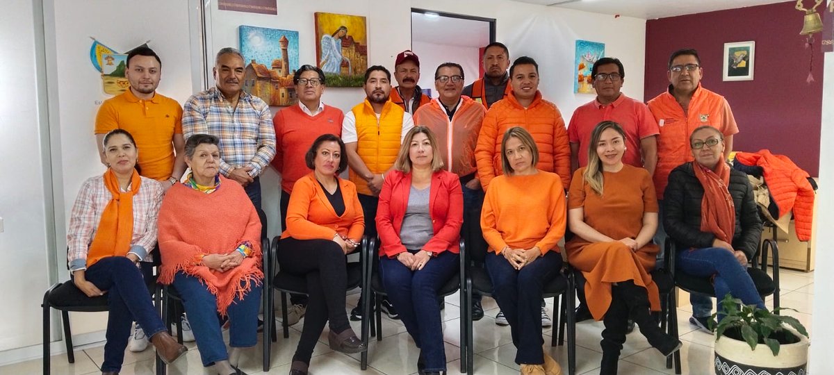 PROESPAHgo's tweet image. En este #DíaNaranja, el personal de la #Proespa reafirma su compromiso para erradicar la violencia de género. 🧡

#PrimeroElPueblo
#ElHidalgoQueQueremos