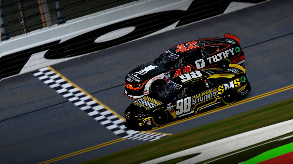 sambrochu04's tweet image. great run last night for my first @AREAiRacing race! we were able to qualify p5 for duel 1 and finished p4 in a close finish to solidify a p9 starting spot for the AREA 500 next week. great teamwork by the @RacePowerhouse guys to finish 1-4! looking forward to next week!