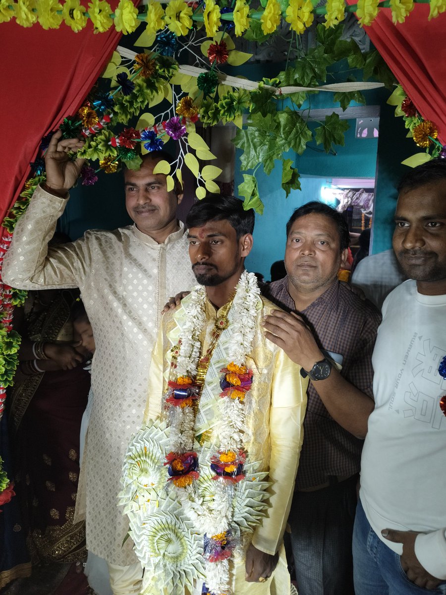 ऊं हरि ॐ 🙏 कृपा छांव में तिलक समारोह में