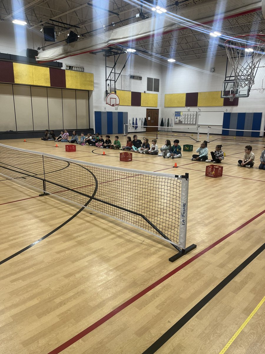 Tracy Overton (@tovertonteach) on Twitter photo I love seeing Coach Dougherty getting kids excited to learn pickleball! So fun! <a href="/SunflowerSMSD/">Sunflower Elementary</a> I love seeing Coach Dougherty getting kids excited to learn pickleball! So fun! <a href="/SunflowerSMSD/">Sunflower Elementary</a>