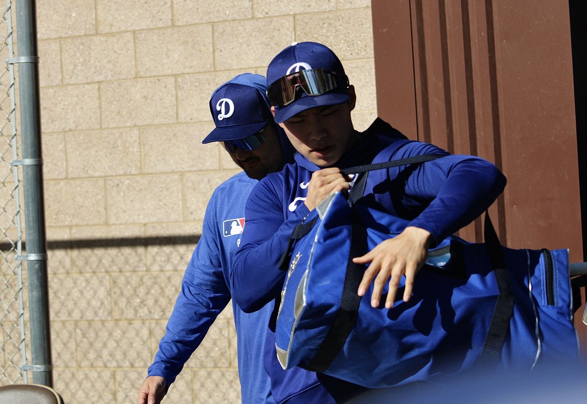 roblespan's tweet image. #DodgersST #CamelBackRanch #SpringTrainging #WSChamps #HyeseongKim