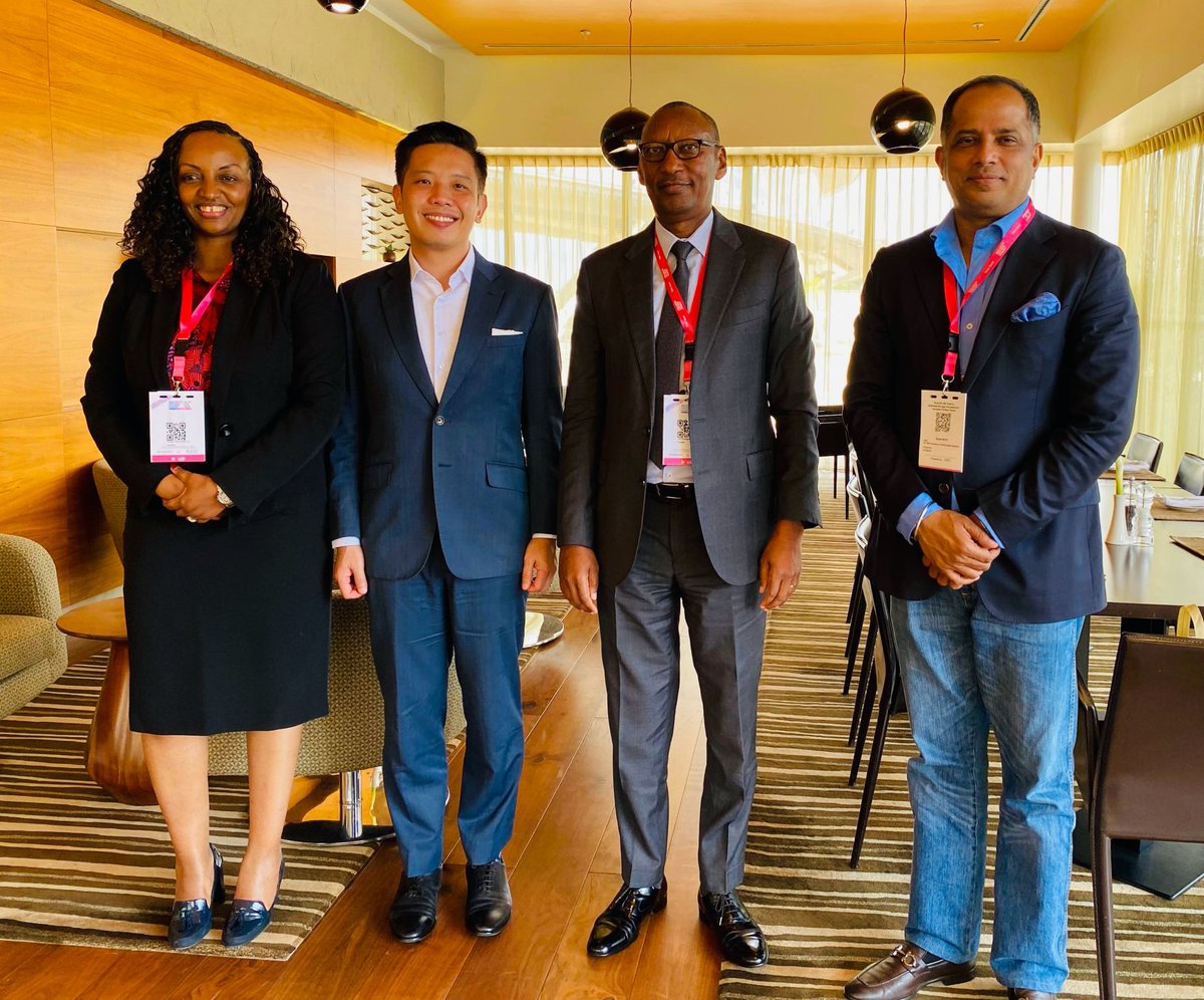 On the sidelines of <a href="/inclusIFF/">Inclusive FinTech Forum</a> 2025 in Kigali, <a href="/CentralBankRw/">Central Bank of Rwanda</a> Governor <a href="/rwangombwajRW/">Rwangombwa John</a> and Deputy Governor <a href="/SorayaMHlive/">Soraya M. Hakuziyaremye</a> held a wide-ranging discussion with Singaporean Minister of State for Trade &amp; Industry and Culture, Community &amp; Youth, <a href="/alvinshtan/">Alvin Tan</a>.

<a href="/CentralBankRw/">Central Bank of Rwanda</a> and <a href="/MAS_sg/">MAS</a>,