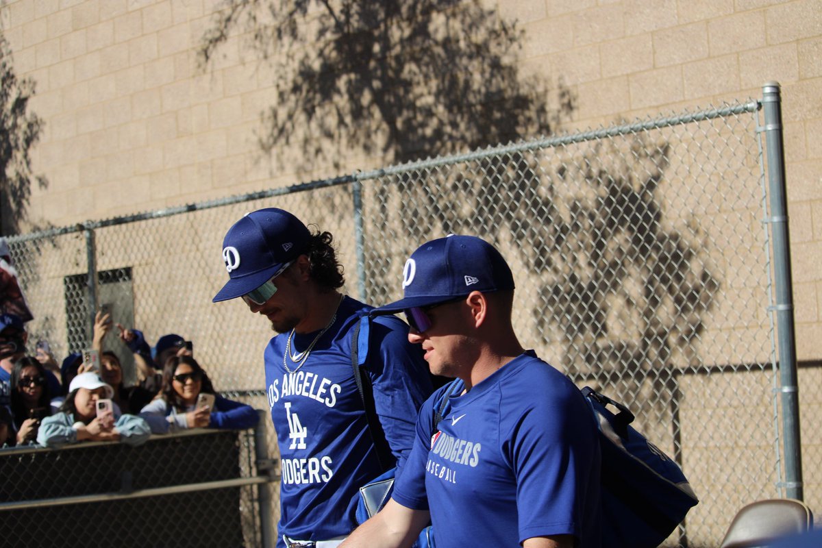 roblespan's tweet image. #DodgersST #CamelBackRanch #SpringTrainging #WSChamps #JamesOutman