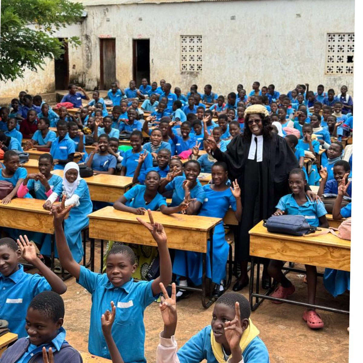 WOJAM_'s tweet photo. Education is the key to unlocking endless possibilities! Wojam inspiring young minds of Balaka and Ngwangwa Primary Schools to dream big and work hard. #EducationMatters #Inspiration https://t.co/aaARI8YqEN