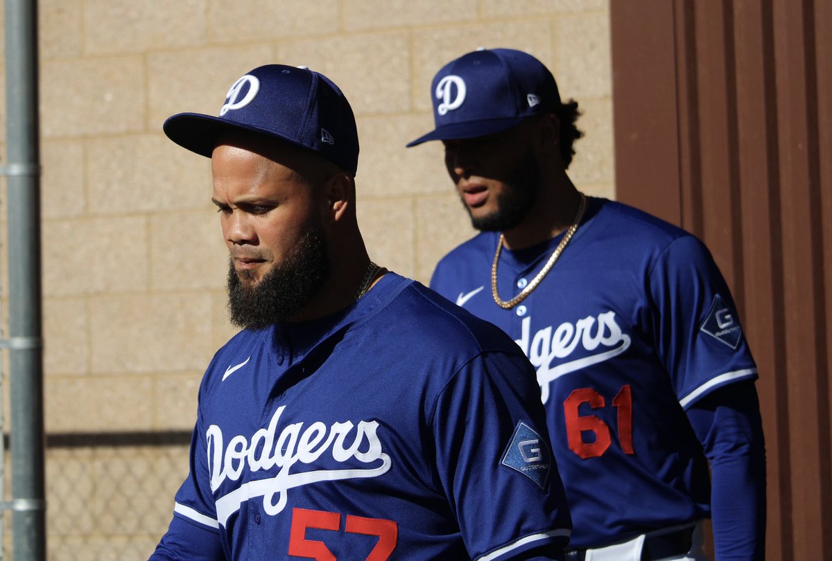 roblespan's tweet image. #DodgersST #CamelBackRanch #SpringTrainging #WSChamps #GiovanniGallegos #JulianFernandez
