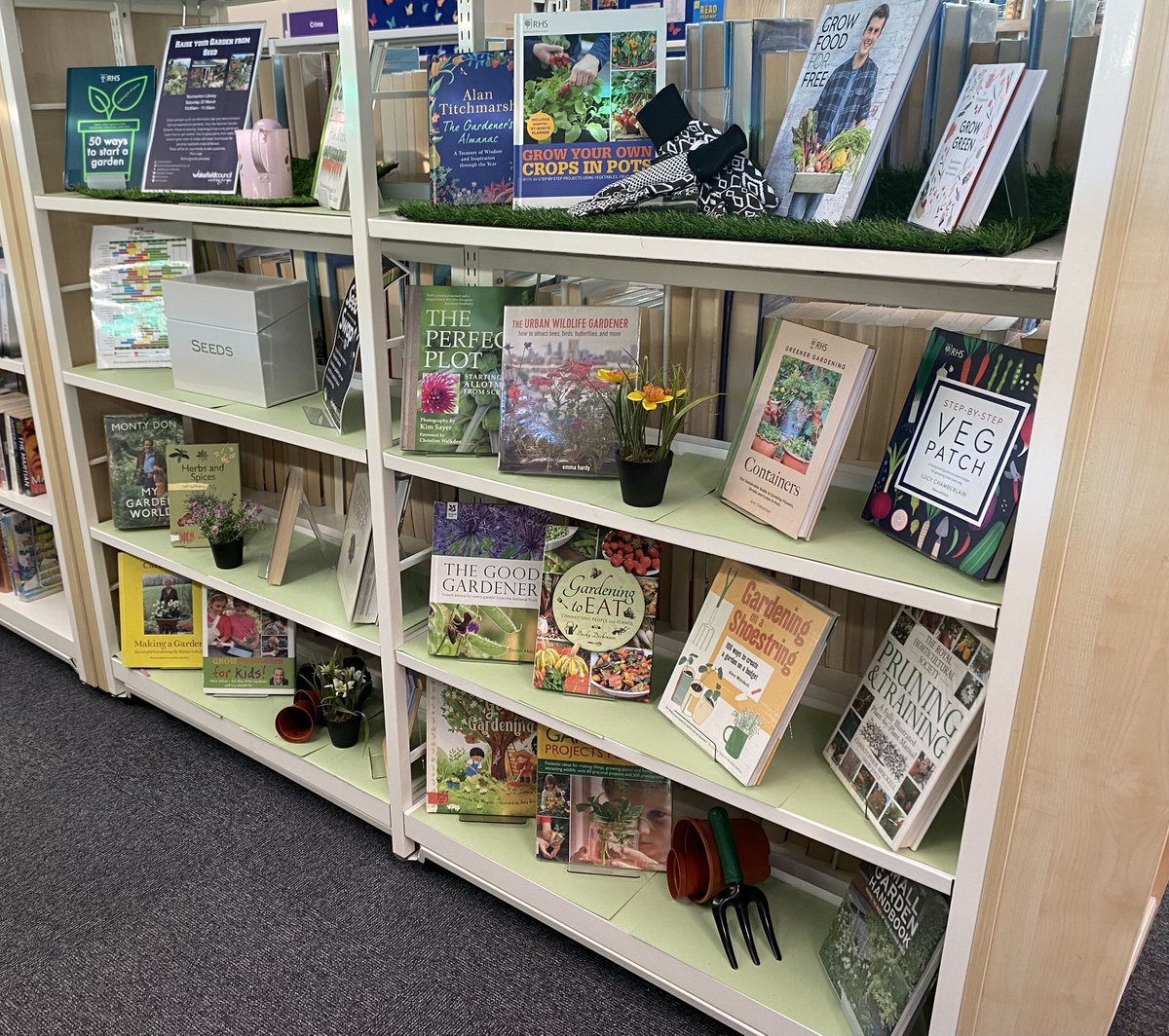 Wakefield Libraries tweet media