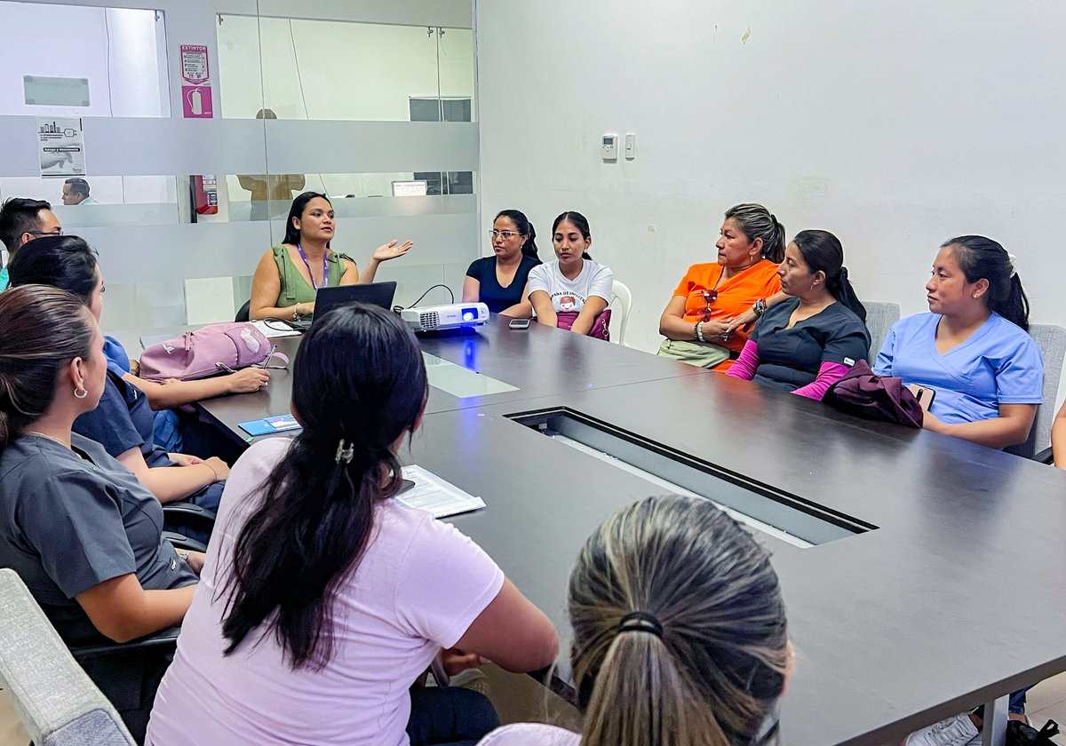 DPS_LosRios's tweet photo. #Salinas | En el marco de la Estrategia Nacional Ecuador Crece Sin Desnutrición Crónica Infantil, profesionales de @Salud_Ec realizan capacitación de fortalecimiento a Vigilantes Epidemiológicos Comunitarios con énfasis en disminuir la desnutrición crónica en este cantón. https://t.co/QkRc88KtUz