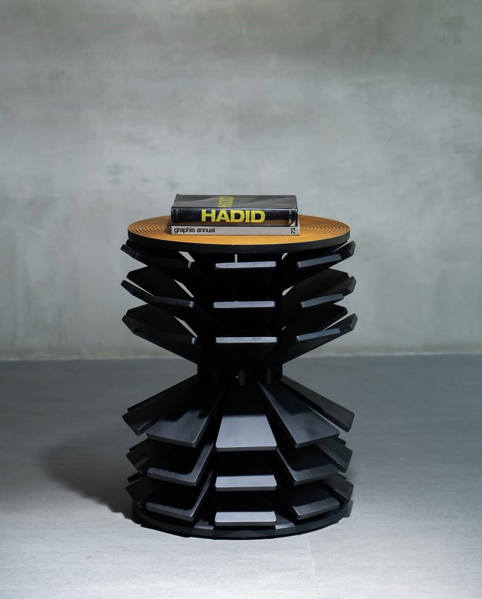 Zangbeto Side Table (2025)

By Salù Iwadi Studio 

📸 <a href="/IamAnnyRobert/">Anny Robert</a>