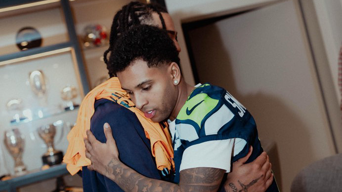 Seahawks's tweet photo. JSN 🤝 @realmadrid https://t.co/u38aJCDEXs