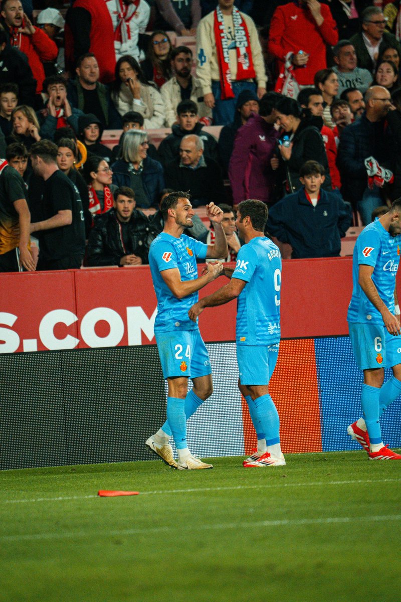 El gol de tots, el punt de tots. Tots junts diumenge, a per la victòria a ca nostra. Enhorabona, Martin! ❤️🖤