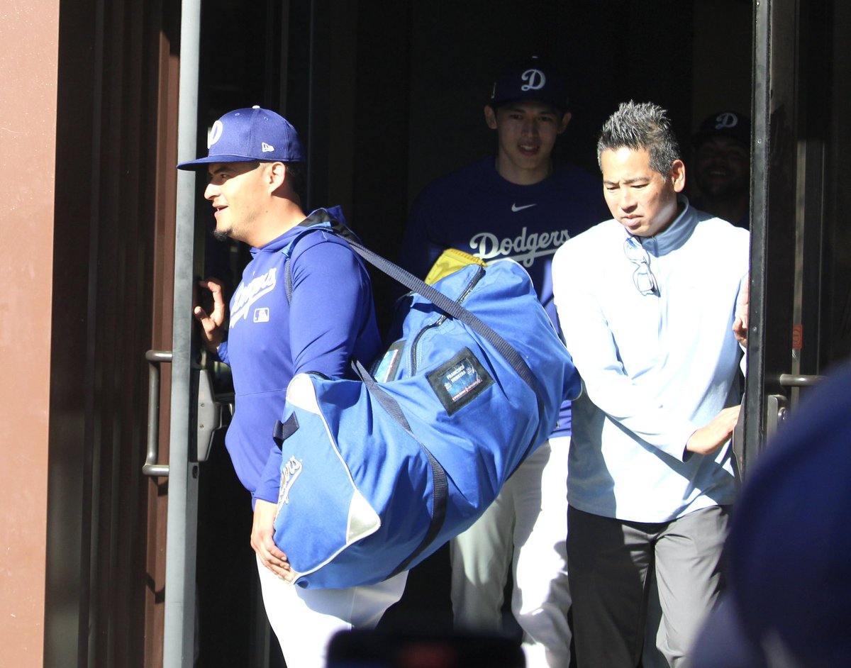 roblespan's tweet image. #DodgersST #CamelBackRanch #SpringTrainging #WSChamps #RokiSasaki