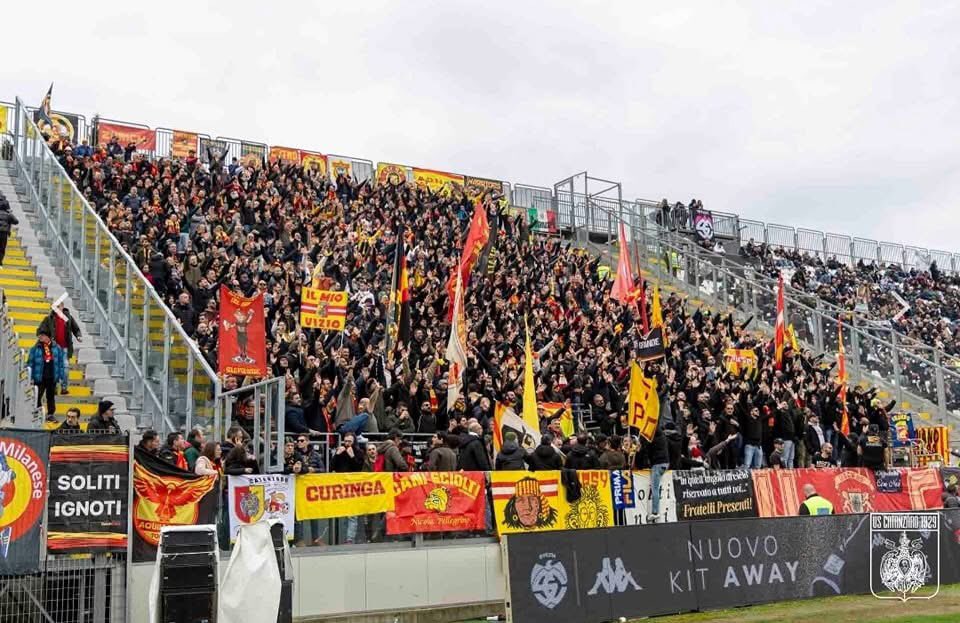 CalcioCurva's tweet photo. Serie B

Spezia - Catanzaro le 23/02/2025

1000 Aquile del Sud dans le Settore Ospiti du Stadio Alberto Picco https://t.co/daLNfZKuXQ