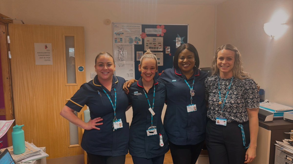 hobsonlucy17's tweet photo. Working together to review action plans, discuss improvement opportunities and enhance the quality of care that we provide ⭐️ @PennineCareNHS @PanterSara @clare_bradl12 @Michelledavisq https://t.co/TJr8DLXx7p