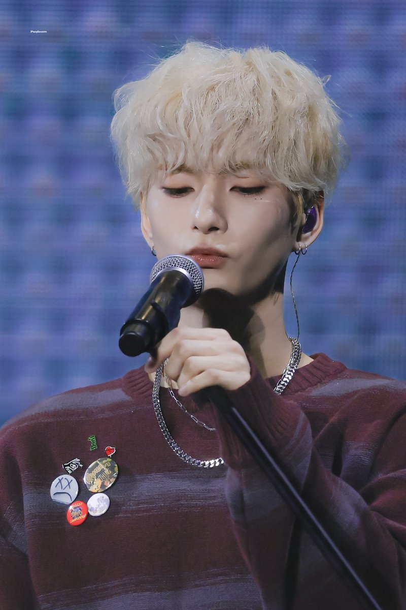 purpleosm's tweet photo. 250223 대구 어썸스테이지 HQ

#Ode #오드 #오승민
#XdinaryHeroes #엑스디너리히어로즈 #엑디즈 https://t.co/Hb4iRjs3OG