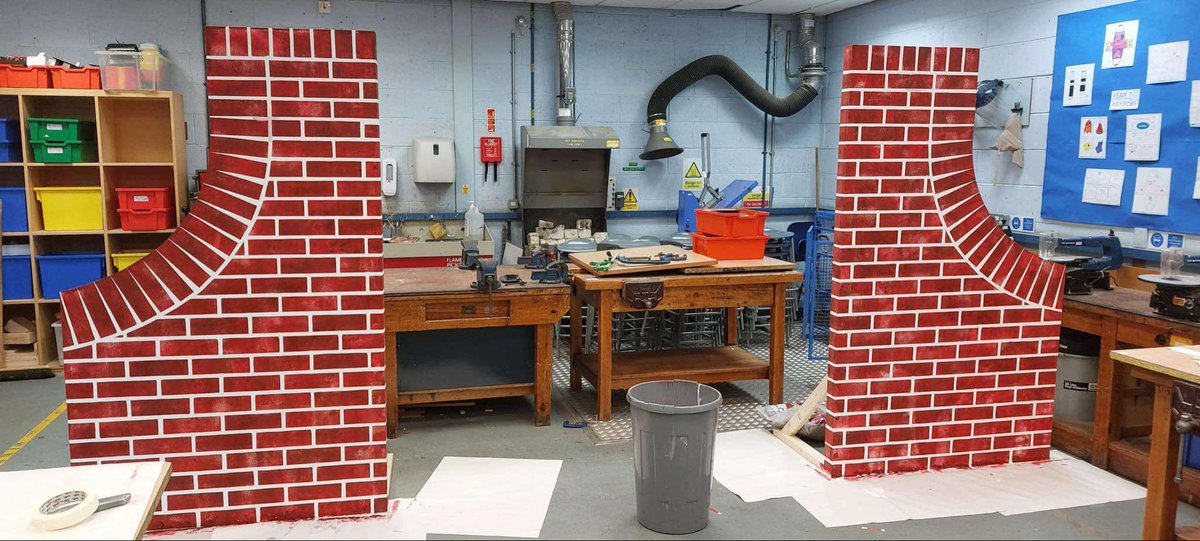 The set is coming along nicely for Matilda. 🎭 A massive thank you to Ms Gratino and Mr Norcliffe for giving up their half term holidays to work on the set. 🎨 📚 🧱 But also how talented are our students, acting, singing and set design! Amazing 🤩