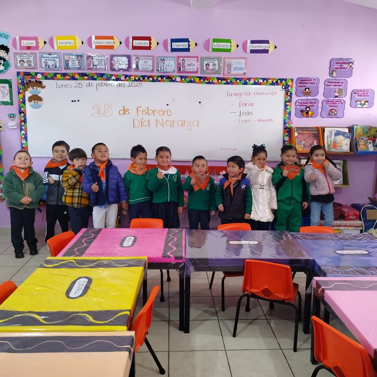 chioojanet's tweet photo. DIA NARANJA
#Educación @SeducEdomex
#DíaNaranja @SEB_Edomex
Un día para unirnos en la erradicación de la #ViolenciaContraNiñasYMujeres.  

J.N. Rosaura Zapata CCT15EJN0133Y     Z.E J096 Barrio de San Miguel Zinacantepec México ZE J096 https://t.co/uAerQwbXIh