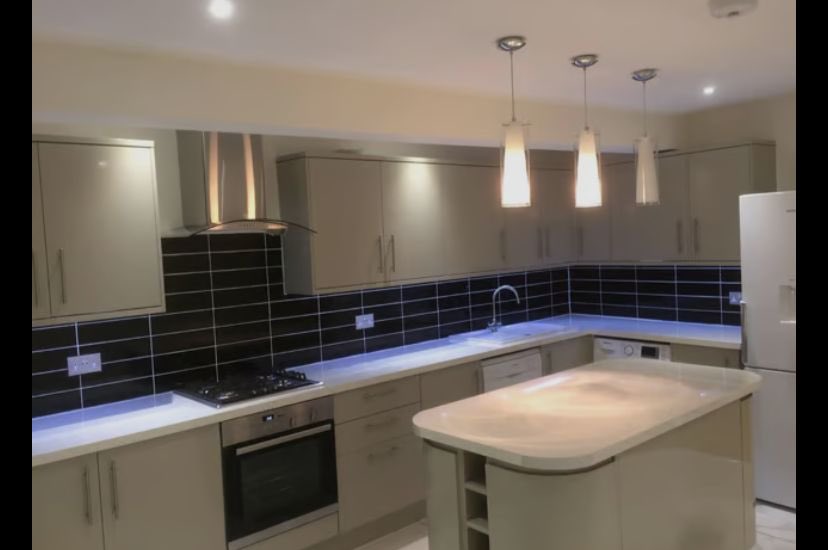 Sholz Homes tweet media