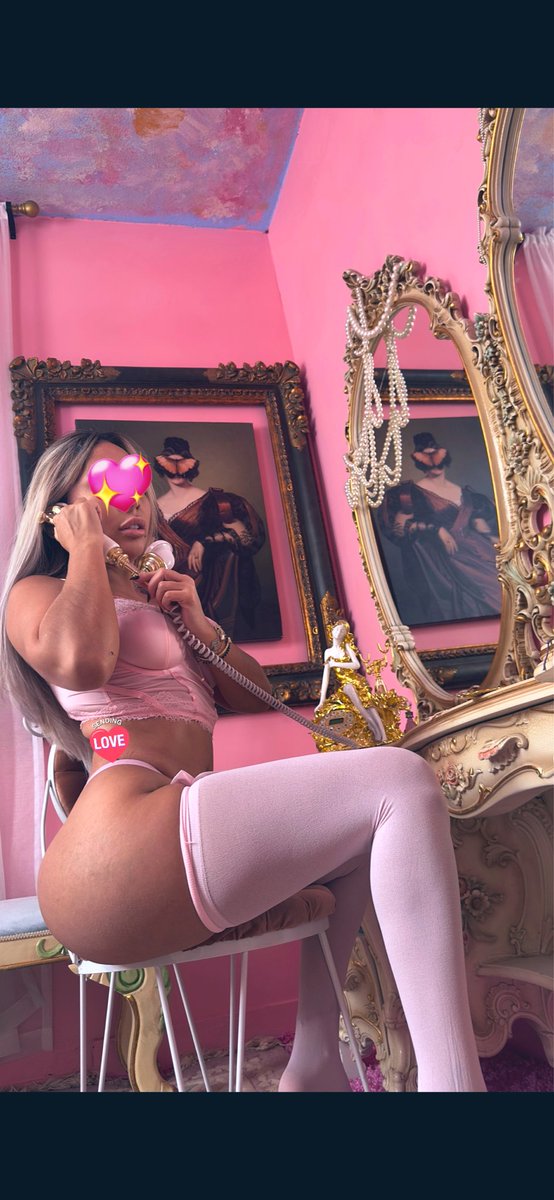 Last tour visit of month 💖
I’ll be visiting 
📍Fort Smith Ark- 25-26
📍Little Rock 26-to 29. 
Starting the Month in San Antonio 3-4March
Booking meet lovers 🧚🏻💖