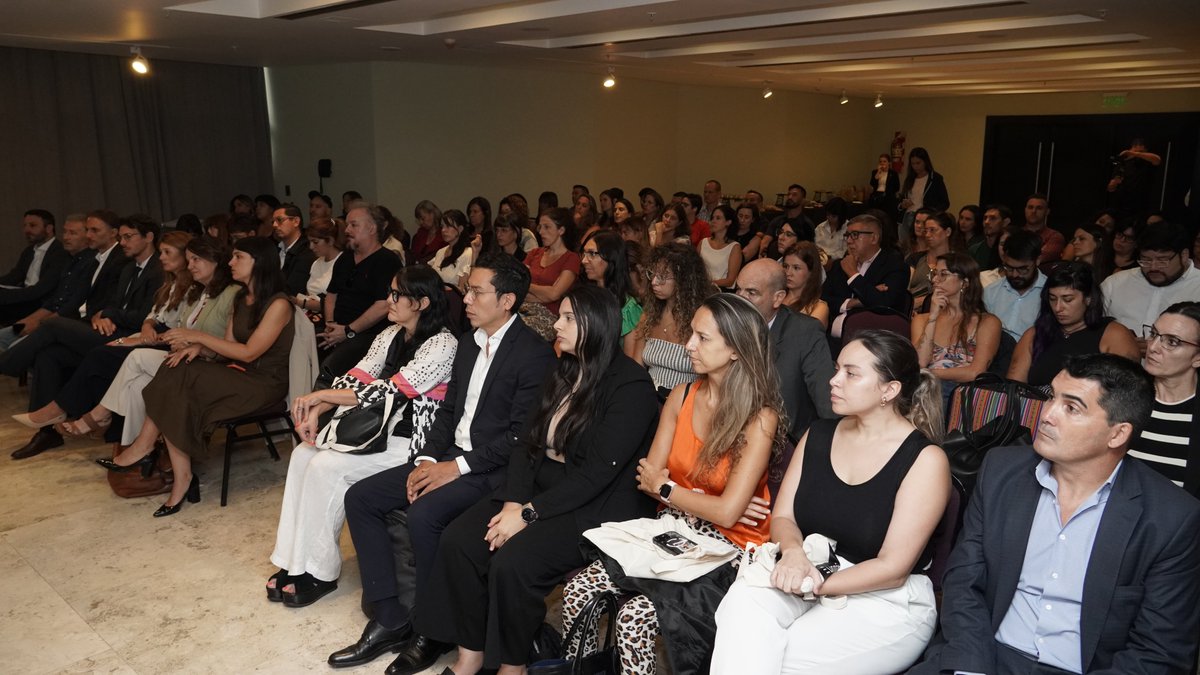 Eurofront_UE's tweet image. 📢¡Inició la jornada de Presentación y Capacitación en el Sistema ATRes! 💻
Esta herramienta además de fortalecer los sistemas de información nacional, mejorará la capacidad de los Estados en la lucha contra la trata de personas y la producción y acceso a información de calidad.