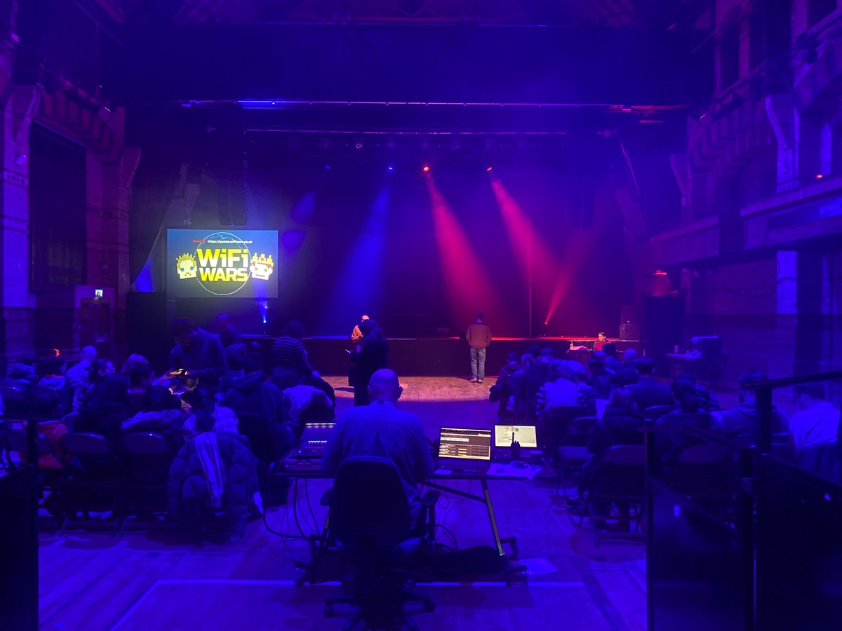 ConnectingCambs's tweet image. Ready for WiFi Wars at @CambridgeCornEx ! #COREHDD #5GInAction @SciTechgovuk @_UKTIN 

@AWTG_Ltd #Benetel @Gooii_Design @OntixUK @UniOfSurrey @WolframResearch
