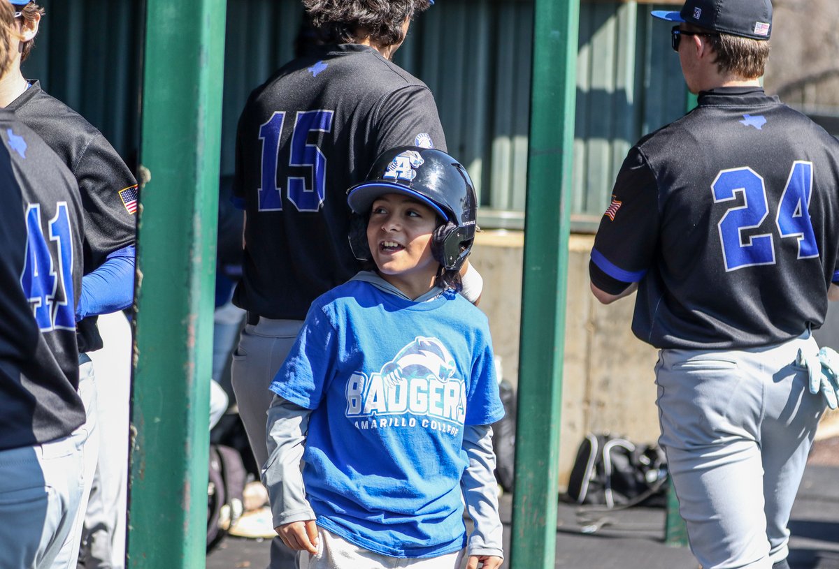 Badger Baseball Family 🫶

We greatly appreciate David’s little brother, Anthony, for helping us out this past weekend in Weatherford. A big thanks to goes out to the De Hoyos family for letting him spend the weekend with us in Weatherford.