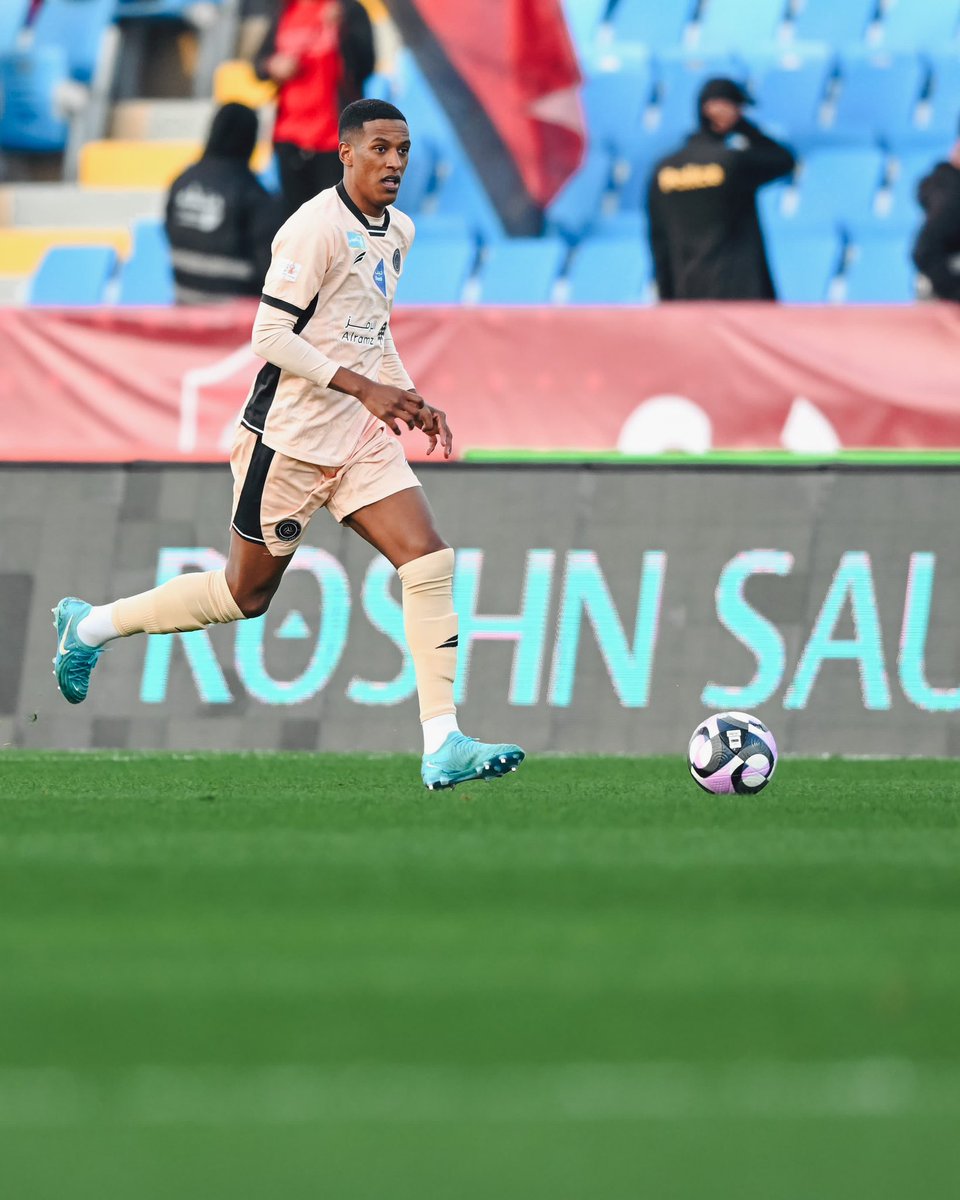 Even with all the difficulty, we keep working, +3 points!
Yalla Shabab 🖤🤍