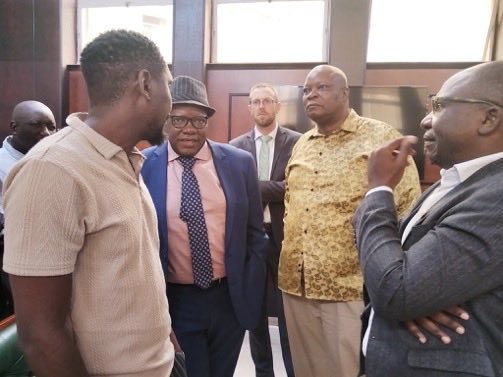 When a regime loses its head truth is first casualty.Truth becomes a target.But in such times the law must come to the aid of truth &amp; human rights.The law must remain autonomous &amp; refuse to be an aid to dubious authoritarian causes.The prosecution of ⁦<a href="/bbmhlanga/">Dhara Blessed Mhlanga</a>⁩ is a sham