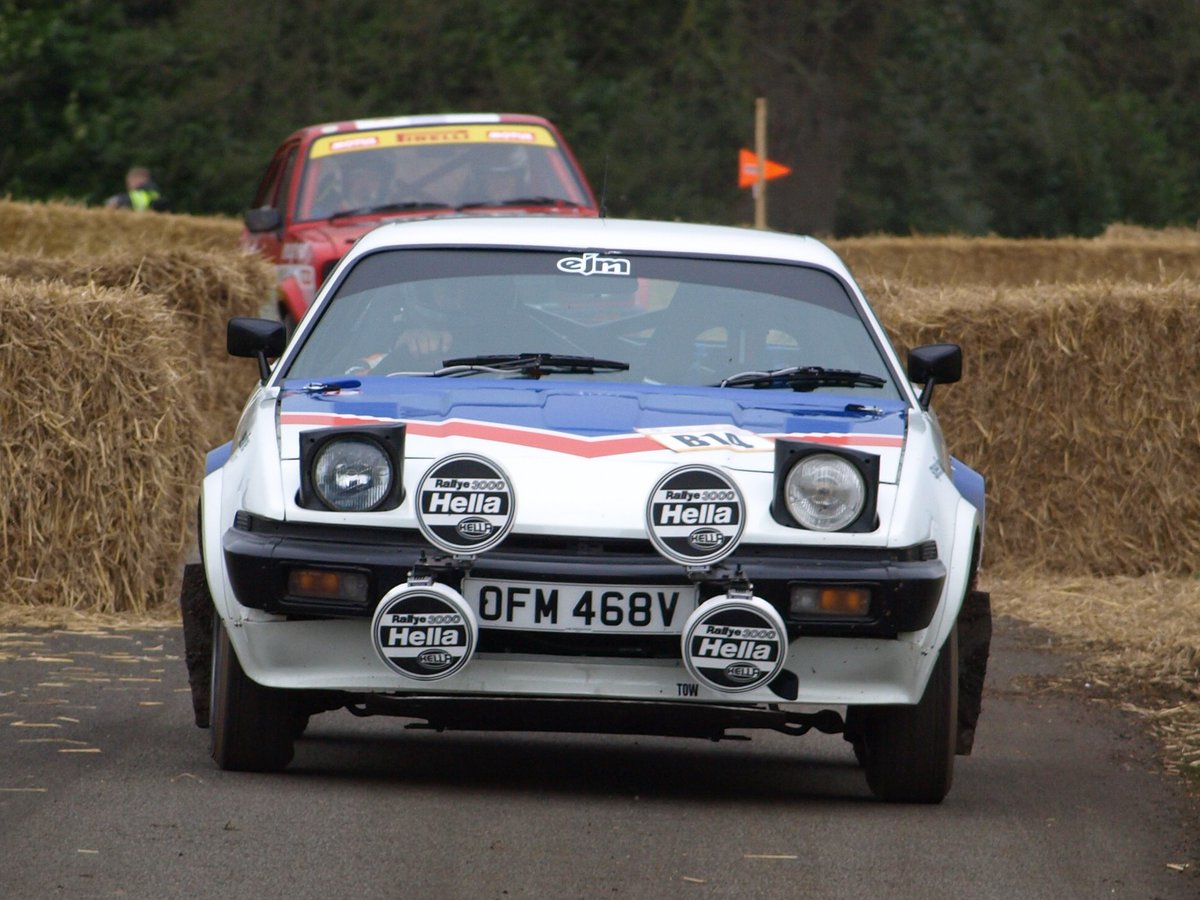 sgh38's tweet image. Triumph TR8 on stage at Race Retro #TR8 #Triumph #RaceRetro #Rally