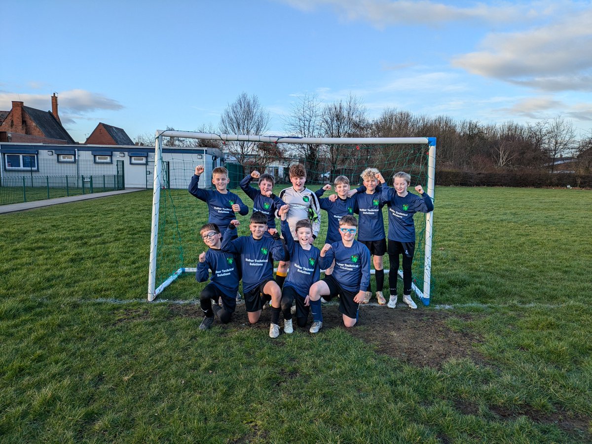 SpringCottagePS's tweet image. Fantastic performance and attitude from each of these boys tonight! Thank you for @CliftonSch for hosting. ⚽ #SpringCottageSports